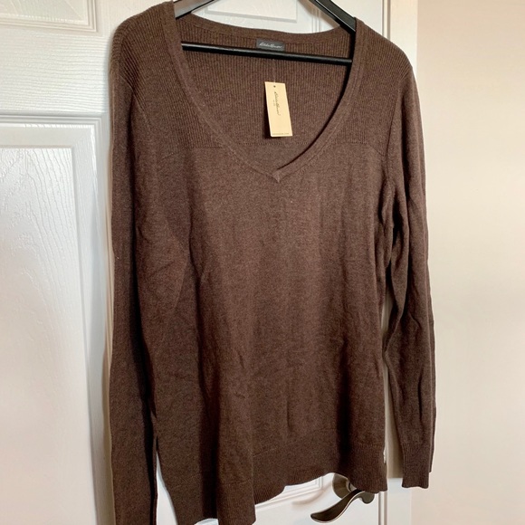 Eddie Bauer Sweaters - Eddie Bauer V Neck Lambswool Sweater